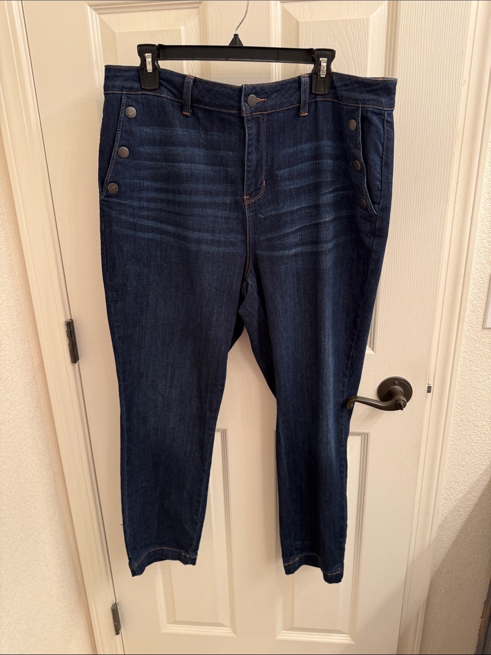 Women’s Dark Blue Stretch Denim Jeans